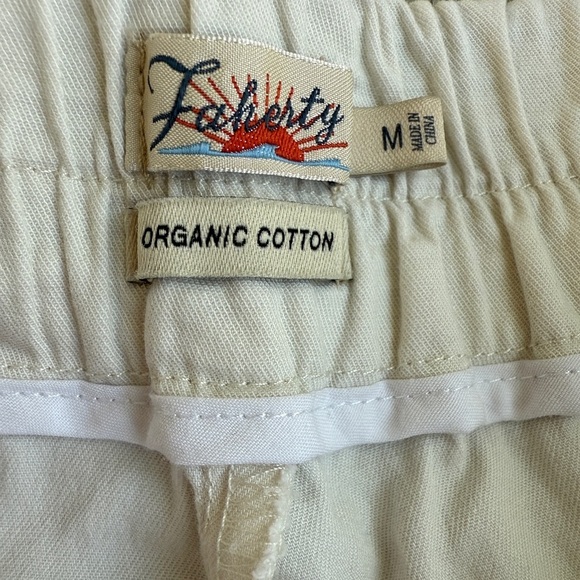 Faherty Cotton Khaki Shorts - Picture 2 of 3